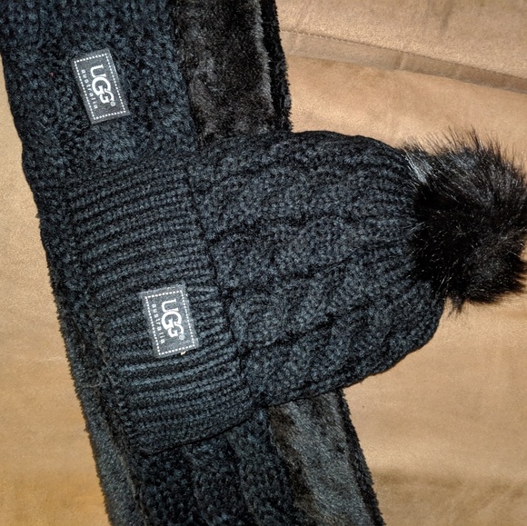 UGG Accessories - Scarf and Hat combo